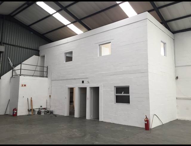 455M² FACTORY TO LET IN BEACONVALE
